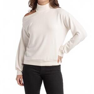 NEW RED HAUTE women's cut off shoulder shirt in ivory
